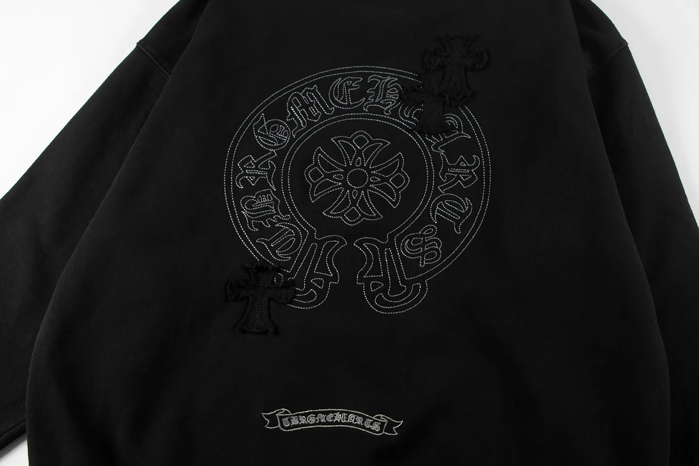 P290 Chrome Hearts Chrome Hearts Diamond Horseshoe Print Appliqué Embroidered Round Neck Sweatshirt Size: SMLXL Color: White Black
